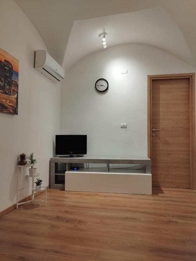 The First Luccoli Garibaldi Rolli Apartment Генуа Екстериор снимка