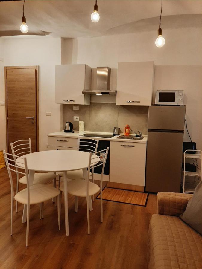 The First Luccoli Garibaldi Rolli Apartment Генуа Екстериор снимка