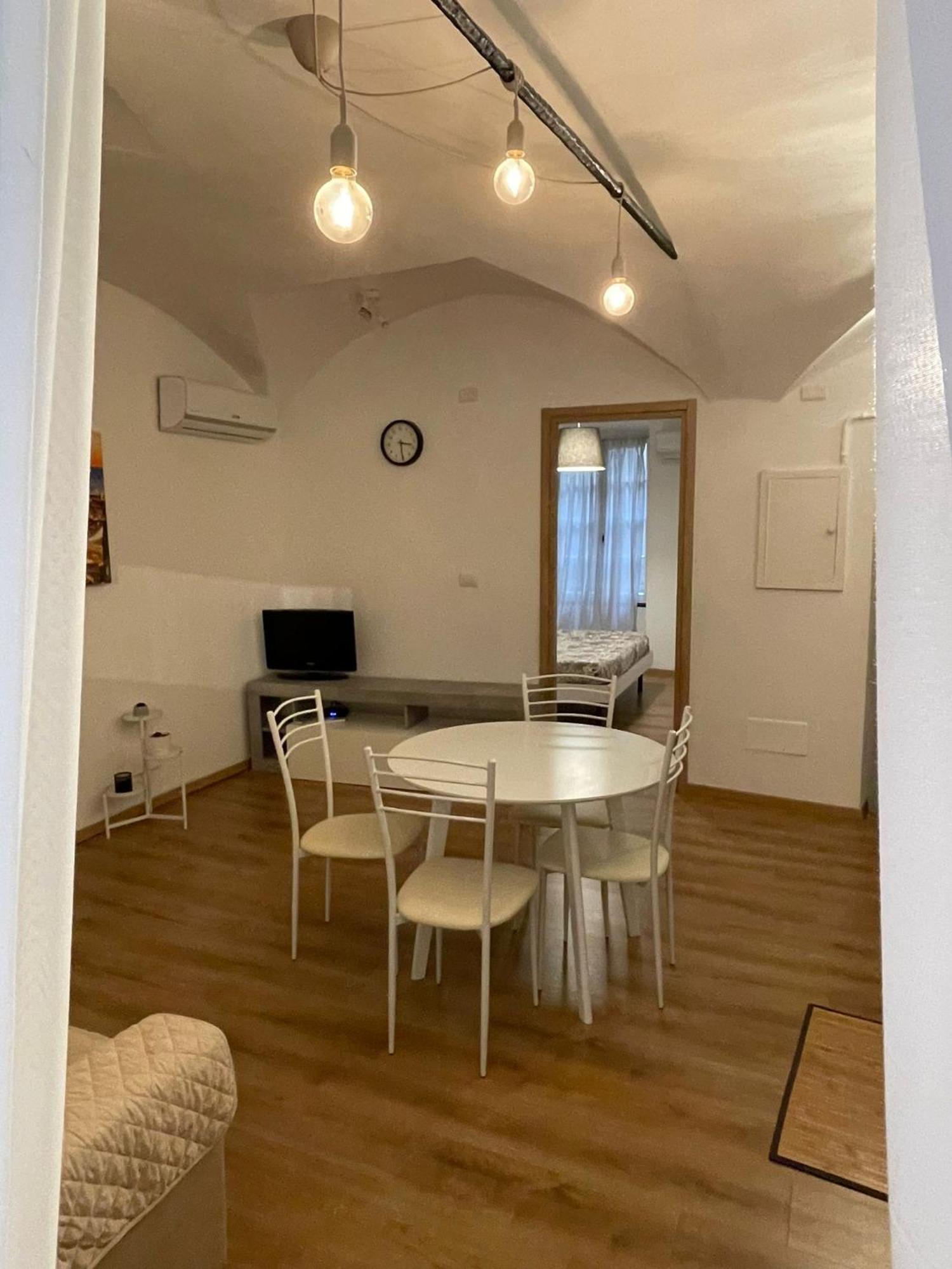 The First Luccoli Garibaldi Rolli Apartment Генуа Екстериор снимка