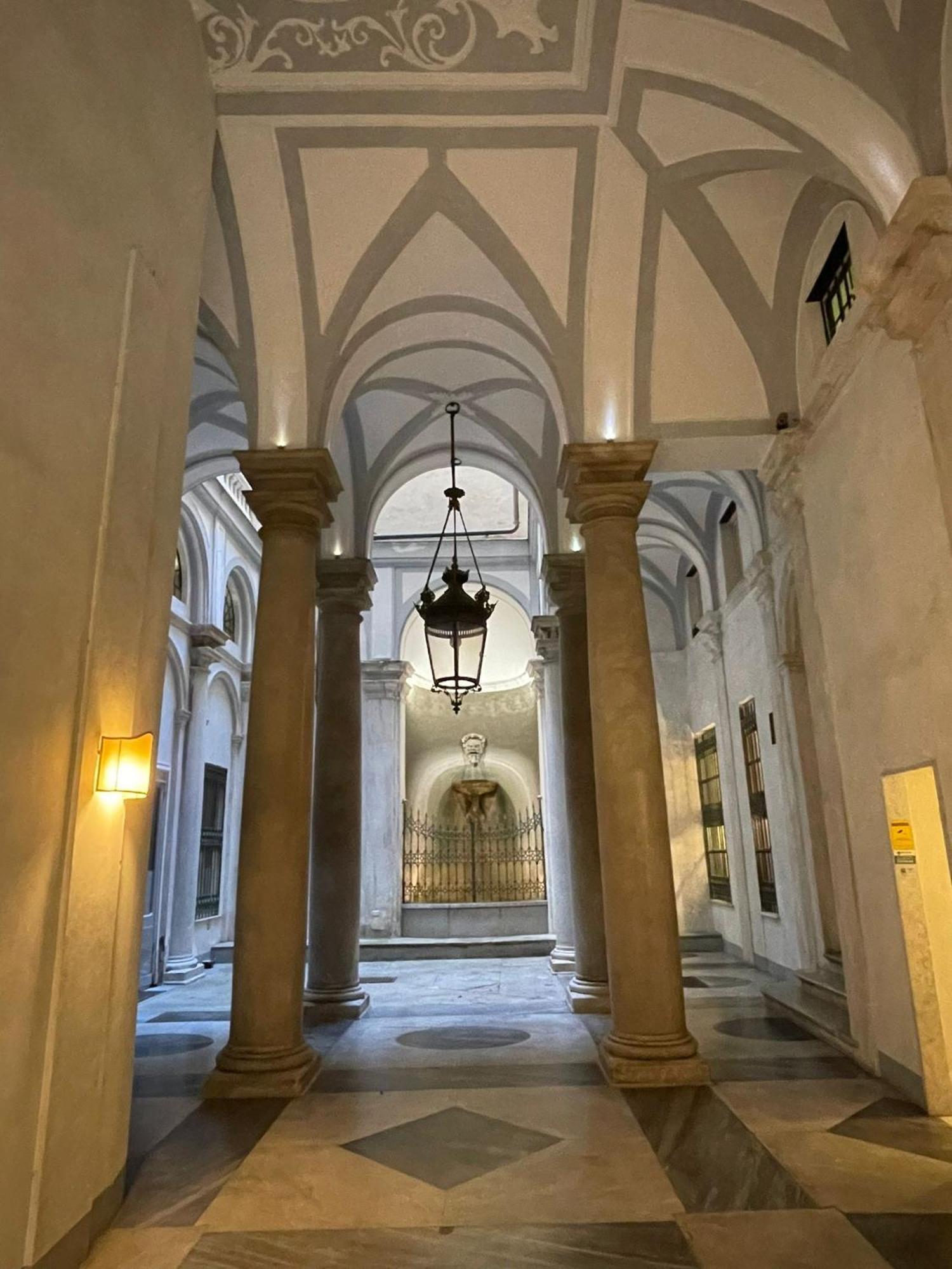 The First Luccoli Garibaldi Rolli Apartment Генуа Екстериор снимка