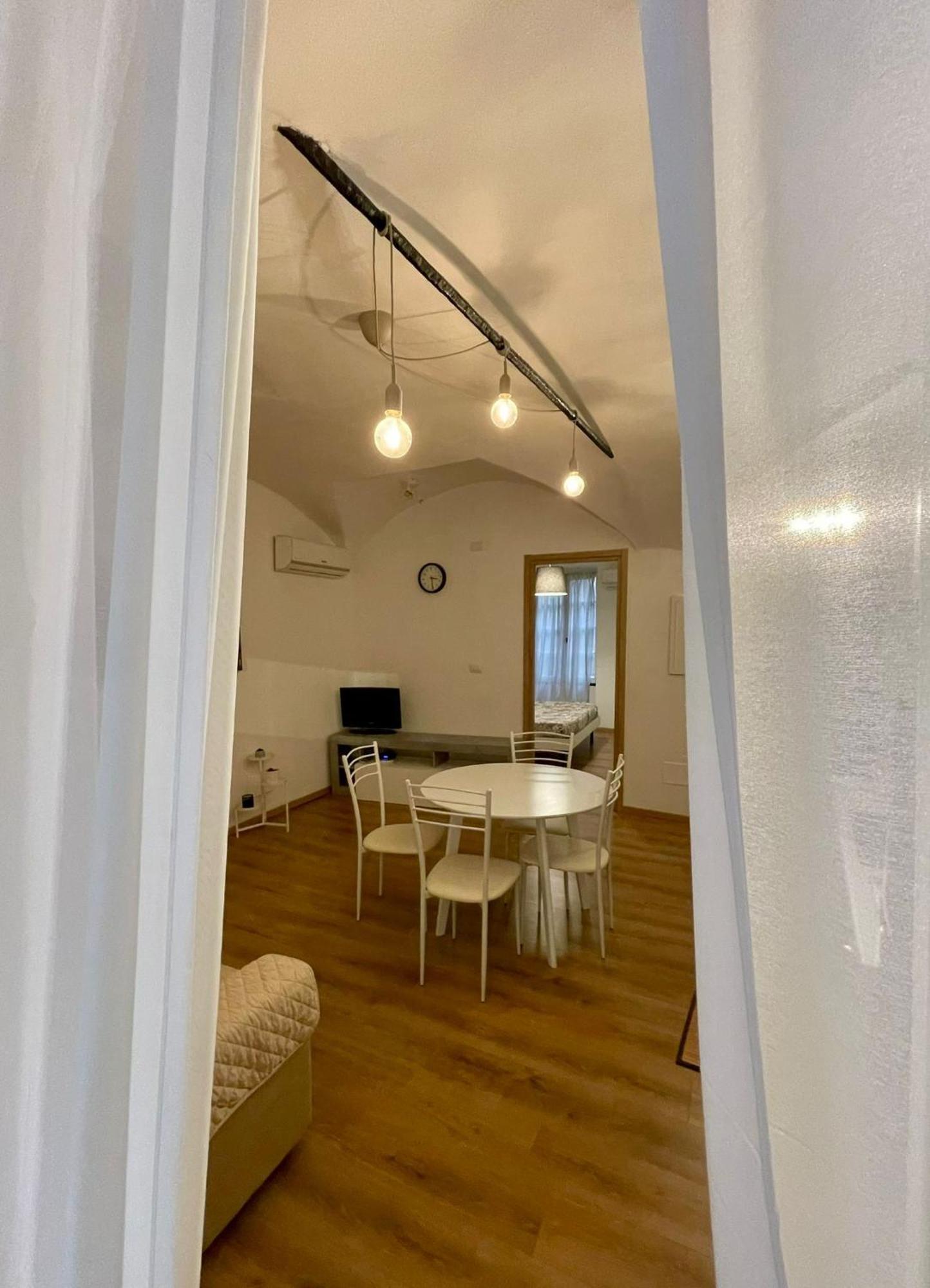 The First Luccoli Garibaldi Rolli Apartment Генуа Екстериор снимка